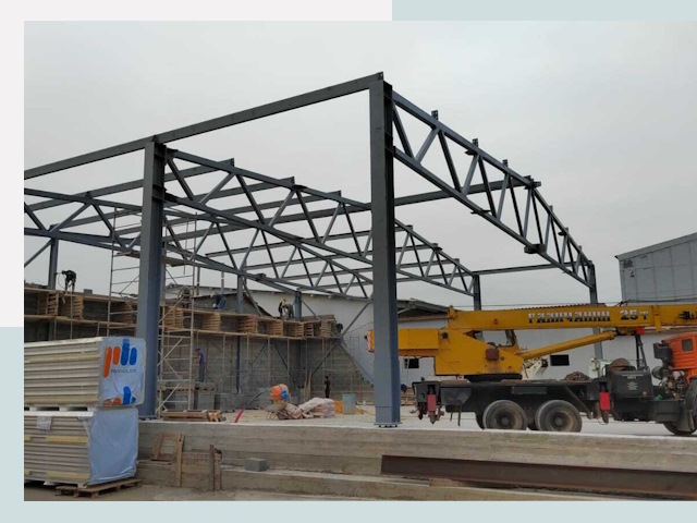 Строительство цехов в Назарово